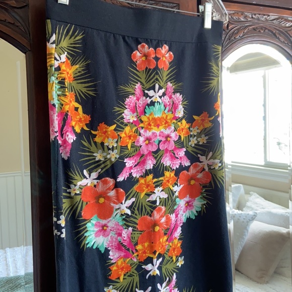 ELEMENT Maxi skirt - Picture 2 of 8